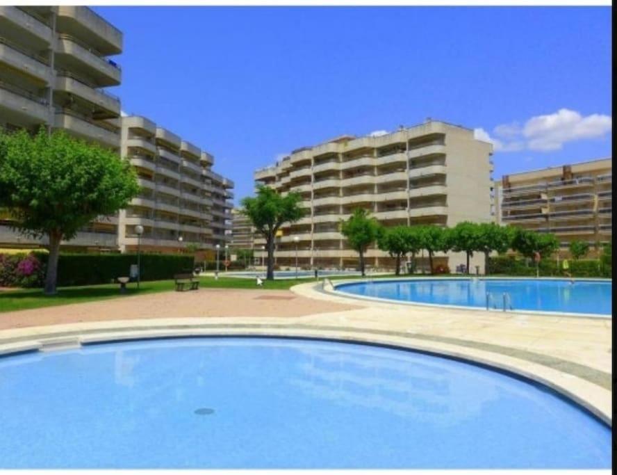 Apartamento En Salou Con 3 Piscinas Junto A Port Aventura Exterior foto